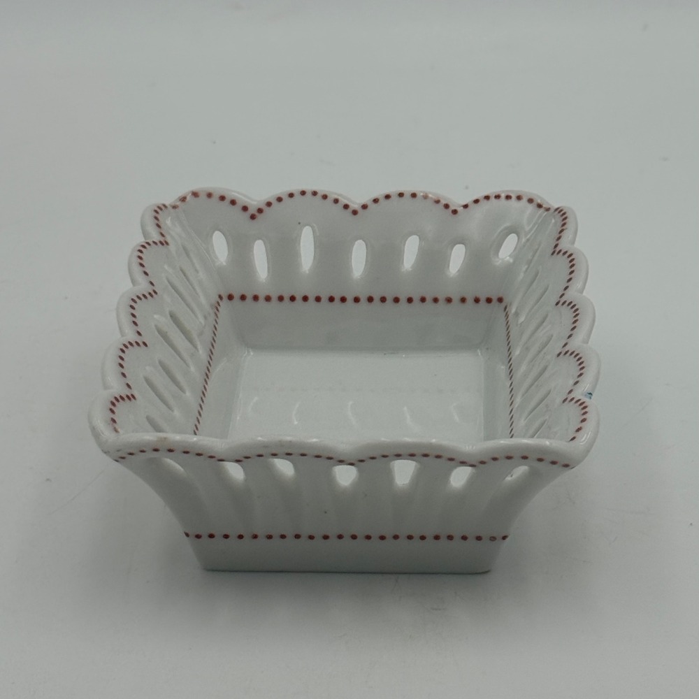 Andrea by Sadek Williamsburg Reticulated Porcelain Trinket Dish White Red Dot